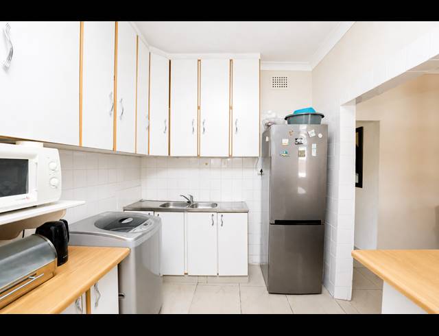 2 BEDROOM APARTMENT FOR SALE IN MORNINGSIDE